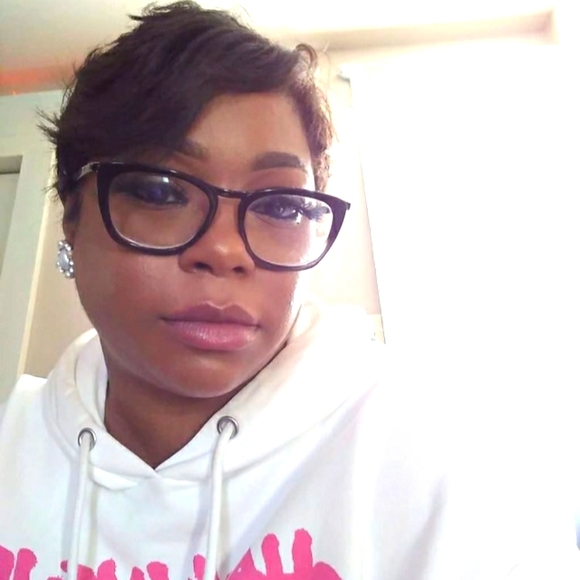 Meet your Posher, J.B - Picture 1 of 1